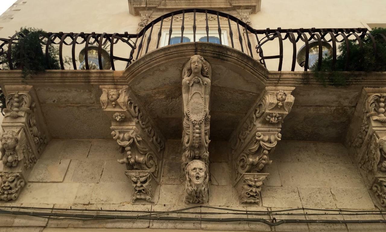 Maniace 57, Ortigia Historic Center, 200 Mt From The Beach Syracuse Ngoại thất bức ảnh